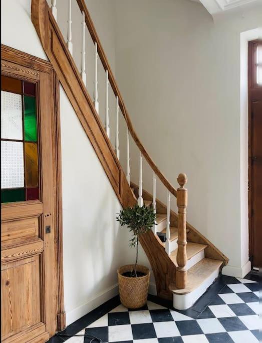 Maison Comtale Rochefort Bagian luar foto
