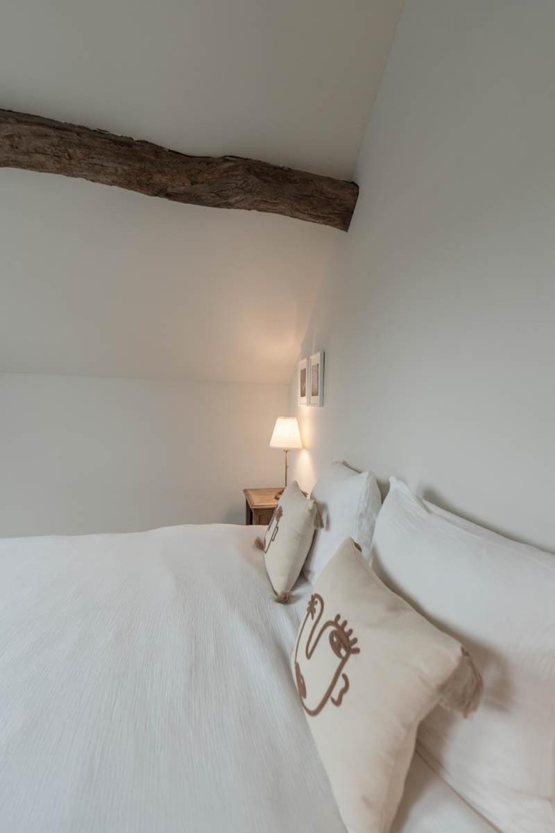 Maison Comtale Rochefort Bagian luar foto
