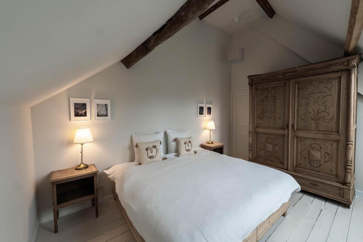 Maison Comtale Rochefort Bagian luar foto